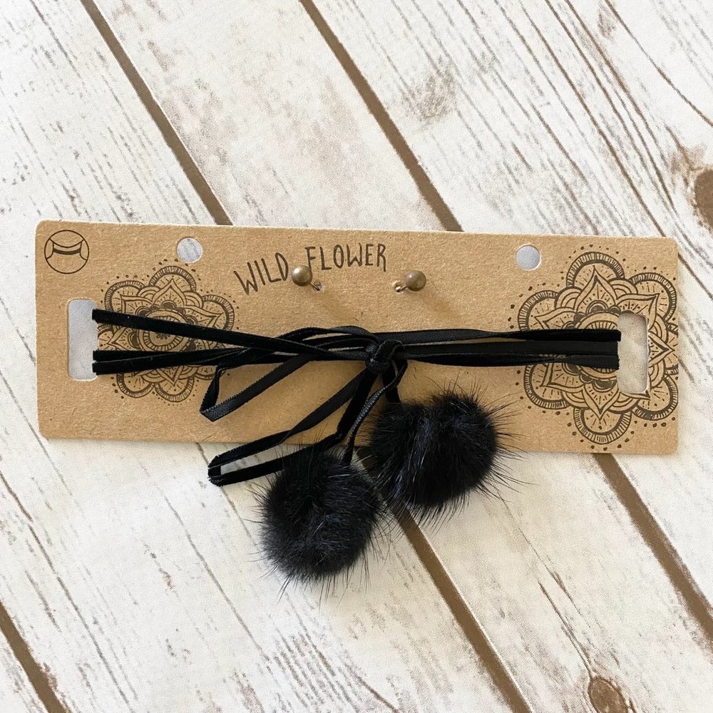 Wild Flower Women's Black Choker Necklace & Earring Set Faux Fur Pom Pom Balls